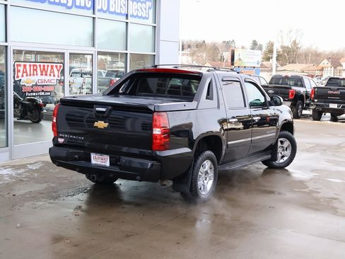 Used 2012 Chevrolet Avalanche LTZ image 45