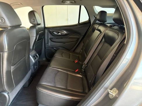 Used 2021 GMC Terrain SLT w/ Infotainment Package II FWD image 16