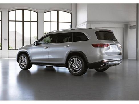 Used 2023 Mercedes-Benz GLS 450 4MATIC image 31