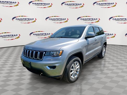 Used 2021 Jeep Grand Cherokee Laredo X AWD/4WD image 1