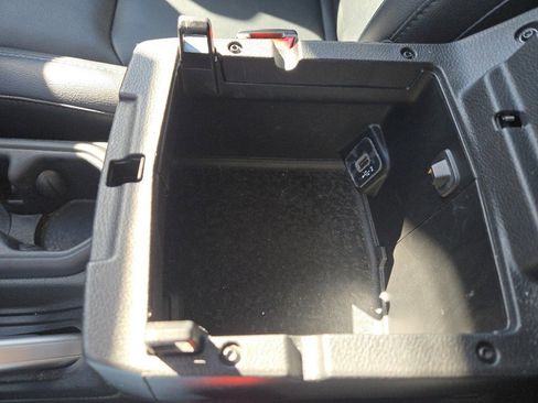 Used 2022 Jeep Wrangler Unlimited Rubicon 4xe w/ Steel Bumper Group image 28