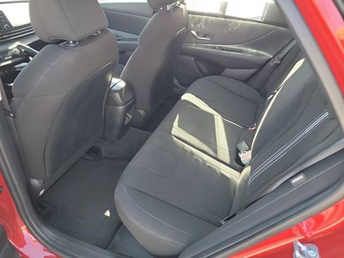 Certified 2025 Hyundai Elantra Hybrid FWD image 24