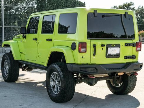 Used 2017 Jeep Wrangler Unlimited Rubicon image 10