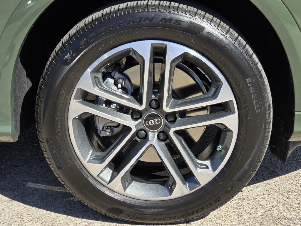 Certified 2026 Audi Q5 Premium AWD/4WD image 16