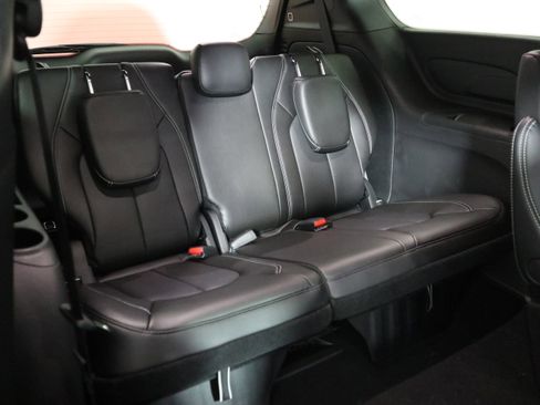 New 2026 Chrysler Pacifica Select image 22