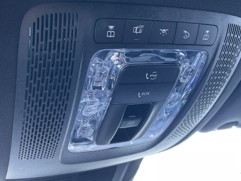 Certified 2025 Mercedes-Benz GLS 450 4MATIC image 38