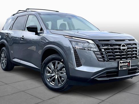 New 2026 Nissan Pathfinder SV image 2