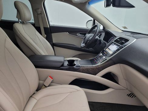 Used 2018 Lincoln MKX Reserve w/ Driver Assistance Package image 21