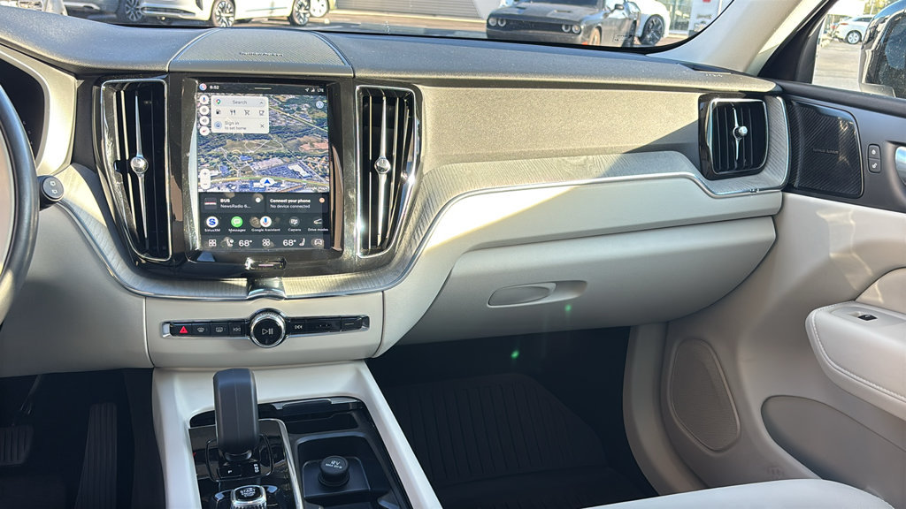 Certified 2024 Volvo XC60 B5 Plus w/ Protection Package Premier AWD/4WD image 8