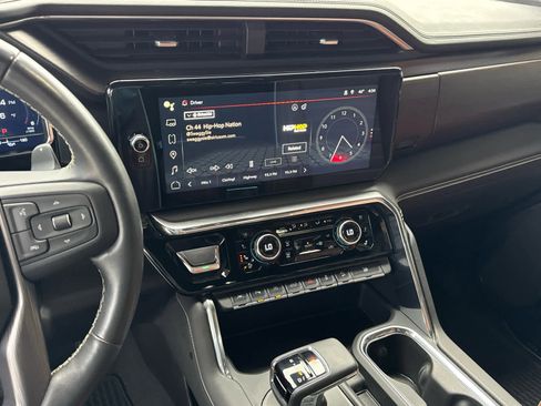 Certified 2024 GMC Sierra 1500 Denali Ultimate image 19