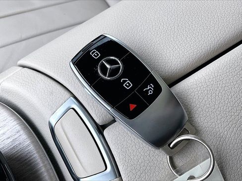 Used 2018 Mercedes-Benz E 400 Coupe w/ Premium 1 Package image 26