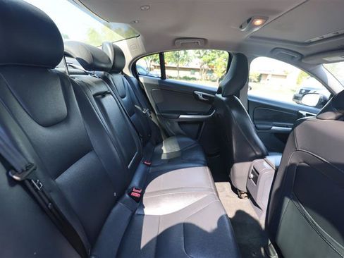 Used 2016 Volvo S60 T5 Premier w/ Convenience Package AWD/4WD image 16