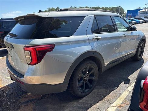 Used 2023 Ford Explorer ST-Line w/ Class IV Trailer Tow Package RWD image 2