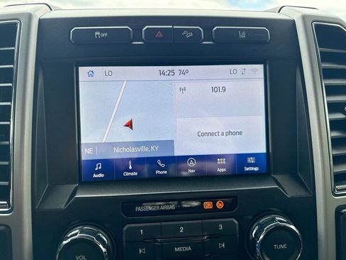 Used 2020 Ford F250 Lariat w/ Chrome Package AWD/4WD image 14