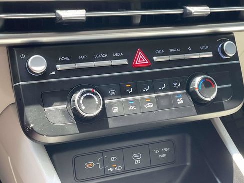 Certified 2025 Hyundai Tucson SE FWD image 18