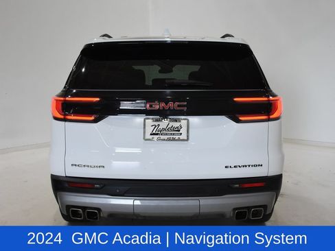 Used 2024 GMC Acadia Elevation FWD image 5