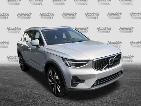 Certified 2023 Volvo XC40 B5 Ultimate w/ Protection Package Premier AWD/4WD image 2