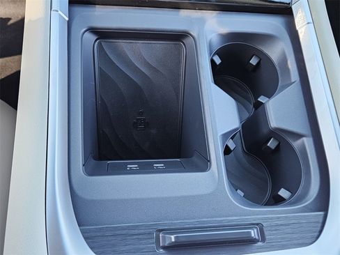 New 2026 Nissan Armada Platinum image 20