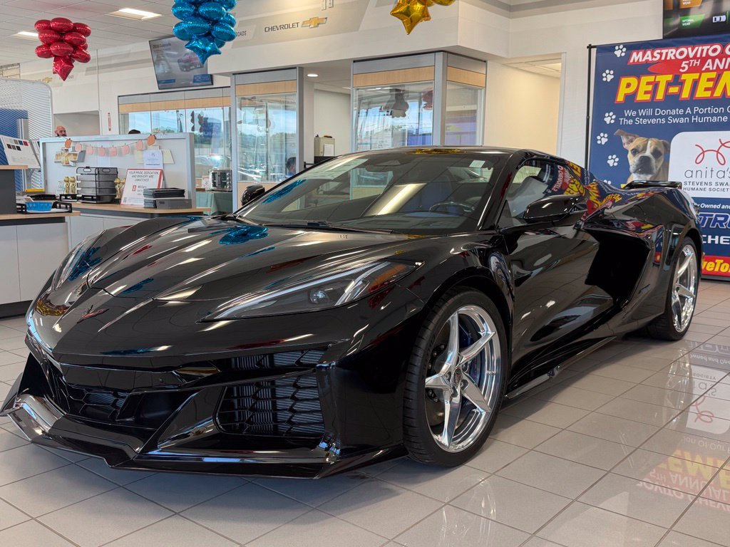 New 2026 Chevrolet Corvette E-Ray w/ ZER Performance Package AWD/4WD image 9