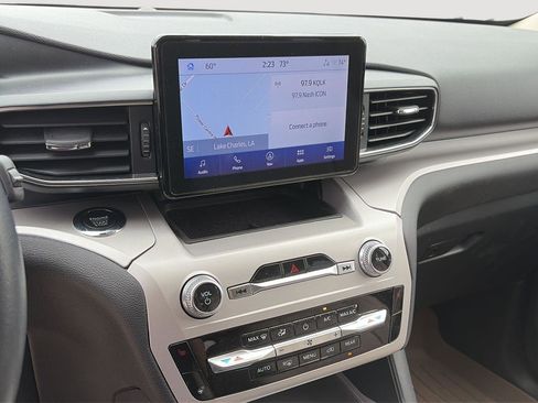 Used 2023 Ford Explorer XLT w/ Equipment Group 202A image 12