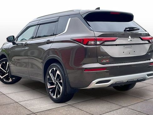 Used 2023 Mitsubishi Outlander SEL AWD/4WD image 11