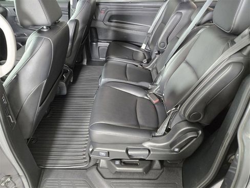 Used 2024 Honda Odyssey EX-L image 17