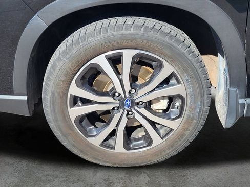 Used 2019 Subaru Forester Limited AWD/4WD image 29