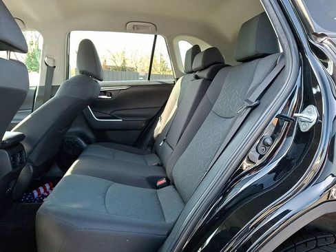 Certified 2023 Toyota RAV4 XLE FWD image 10