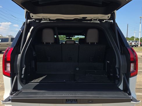 Used 2025 Ford Expedition King Ranch AWD/4WD image 28