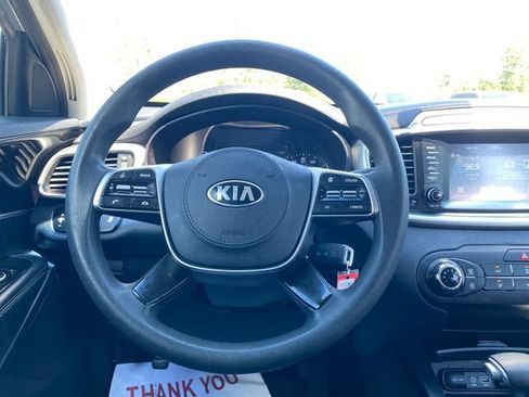 Used 2020 Kia Sorento FWD V6 image 22
