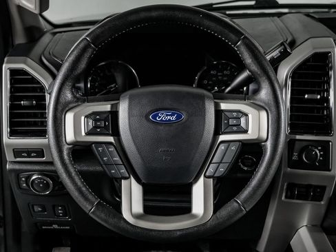 Used 2020 Ford F250 Lariat w/ Lariat Ultimate Package AWD/4WD image 16