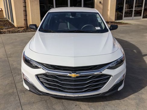 Used 2022 Chevrolet Malibu LS image 9