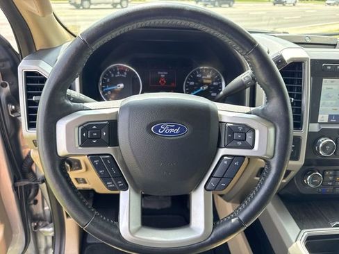 Used 2020 Ford F350 Lariat w/ Lariat Ultimate Package AWD/4WD image 16