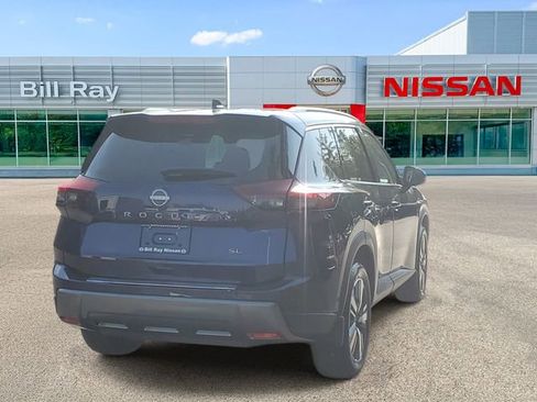 Certified 2024 Nissan Rogue SL image 4