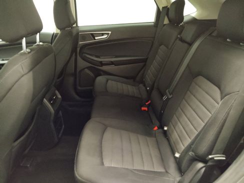 Used 2023 Ford Edge SEL image 18