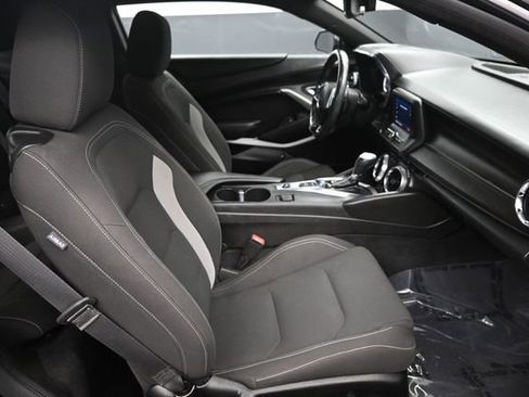 Used 2022 Chevrolet Camaro LT RWD image 11