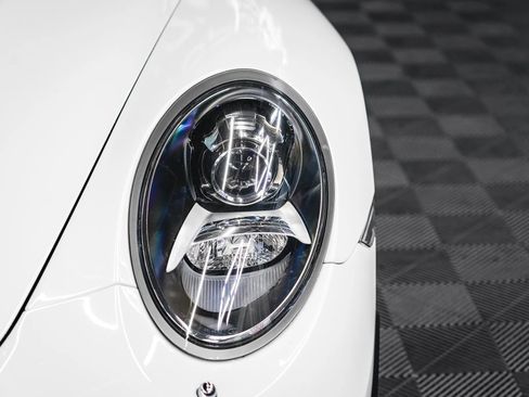 Used 2015 Porsche 911 GT3 RWD image 11