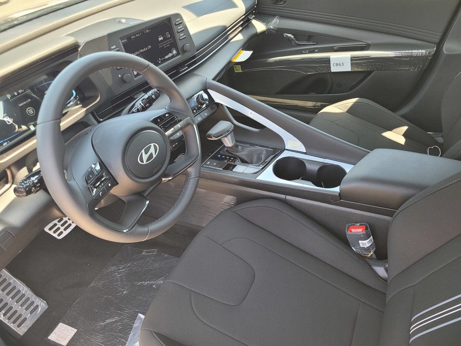 New 2026 Hyundai Elantra SEL Sport Premium FWD image 9