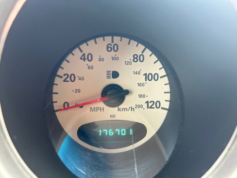 Used 2001 Chrysler PT Cruiser FWD image 16