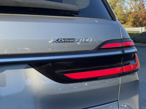 Certified 2023 BMW X7 xDrive40i w/ Executive Package image 38