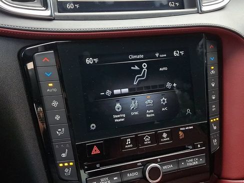 Used 2023 INFINITI QX55 Sensory w/ Lighting Package AWD/4WD image 17