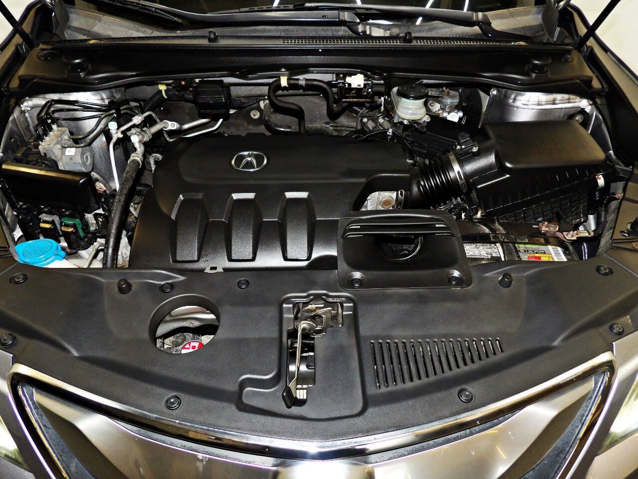 Used 2017 Acura RDX w/ Technology Package AWD/4WD image 25