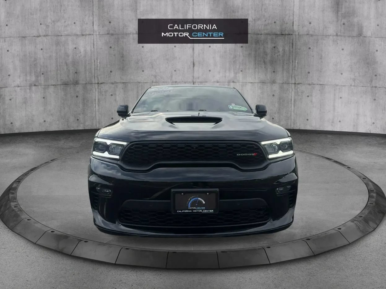 Used 2021 Dodge Durango R/T w/ Blacktop Package RWD image 2