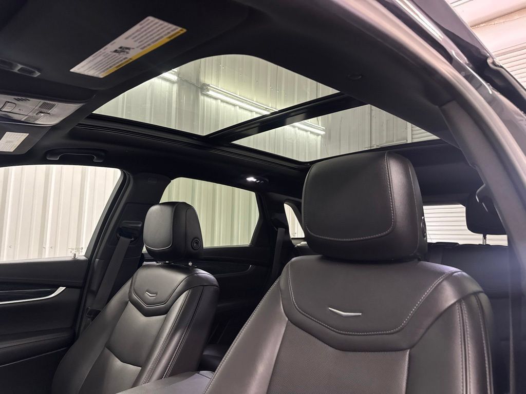 Certified 2023 Cadillac XT5 Premium Luxury w/ Technology Package AWD/4WD image 32