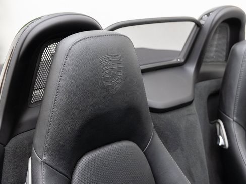 Used 2016 Porsche Boxster Black Edition image 24