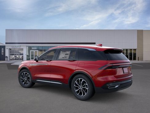 New 2026 Lincoln Nautilus Premier AWD/4WD image 4