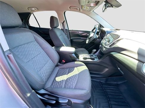 Used 2019 Chevrolet Equinox LT image 25