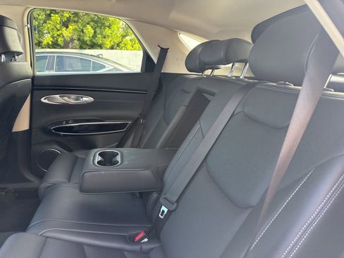 Used 2025 Genesis GV70 2.5T image 5