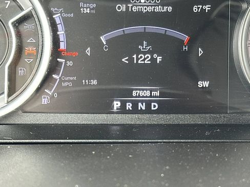 Used 2022 RAM 1500 Classic SLT w/ Electronics Group AWD/4WD image 27