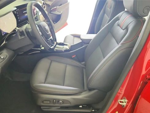 New 2026 Chevrolet Trax RS w/ Driver Confidence Package FWD image 23